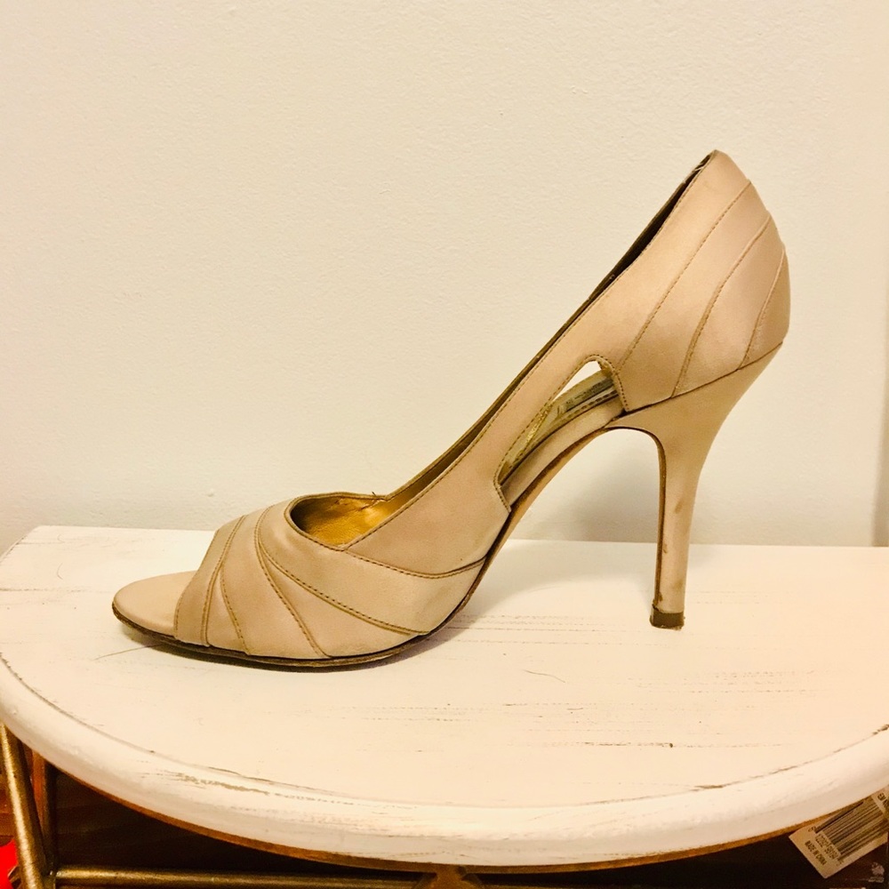 Arnold Churgin Gold open-toe heels